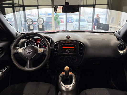 Nissan Juke XE, 2013 года, пробег 195000 км