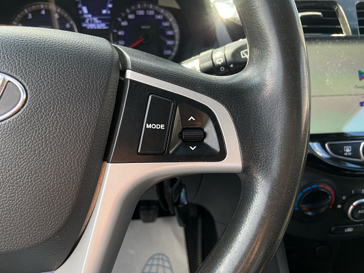 Hyundai Solaris Active, 2013 года, пробег 285000 км