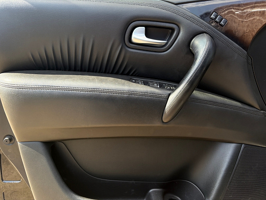 Infiniti QX80 Hi-tech, 2014 года, пробег 148396 км