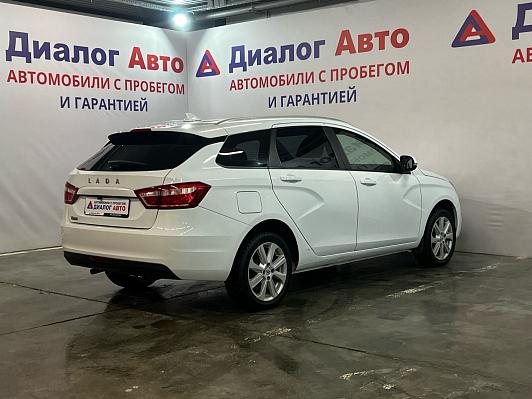 Lada (ВАЗ) Vesta Comfort, 2019 года, пробег 56000 км