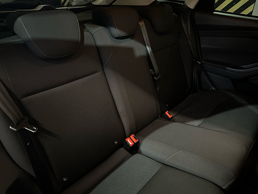 Ford Focus SYNC Edition, 2015 года, пробег 101000 км