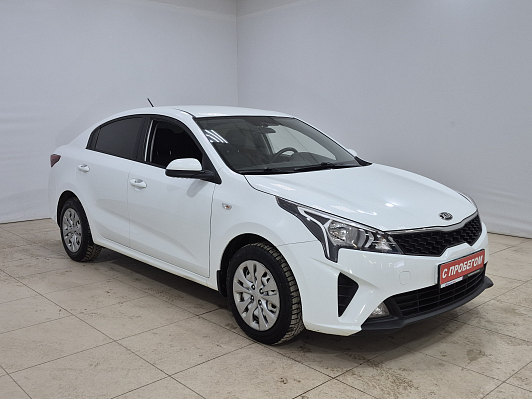 Kia Rio Luxe, 2020 года, пробег 63194 км
