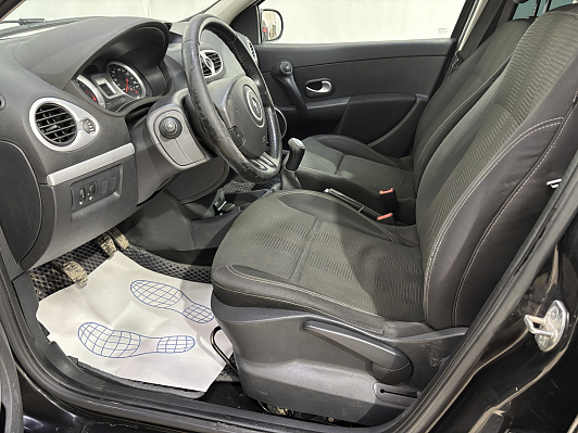 Renault Clio, 2009 года, пробег 330097 км