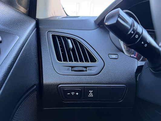 Hyundai ix35 Comfort + Navi, 2012 года, пробег 167000 км