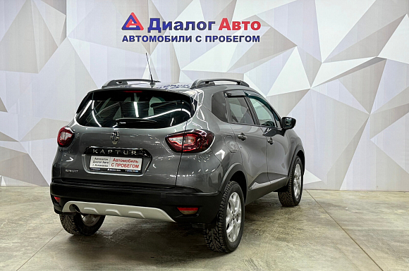 Renault Kaptur Drive, 2017 года, пробег 123950 км
