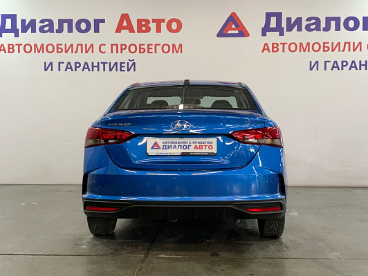 Hyundai Solaris Специальная Серия "10 лет" + Comfort, 2021 года, пробег 64726 км