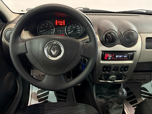 Renault Logan Silverline, 2011 года, пробег 152500 км