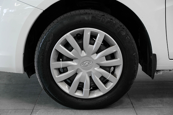 Lada (ВАЗ) Vesta Comfort, 2020 года, пробег 101000 км