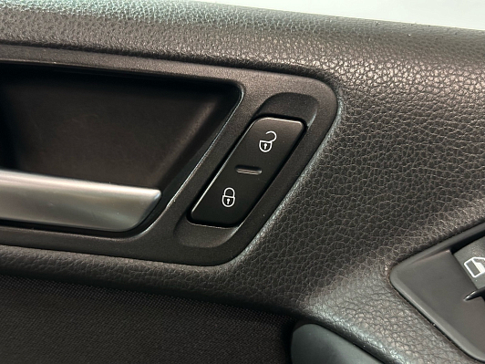 Volkswagen Tiguan Trend&Fun, 2013 года, пробег 302000 км
