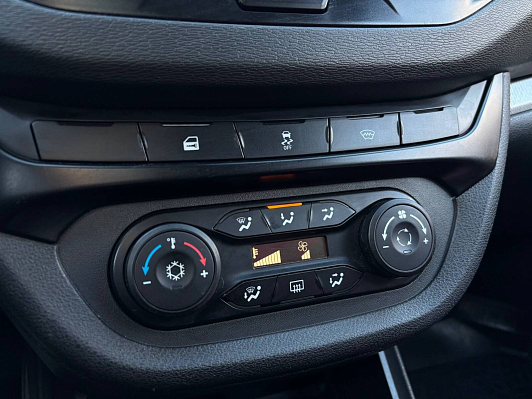 Lada (ВАЗ) Vesta Comfort Image (2017-2019), 2019 года, пробег 128121 км