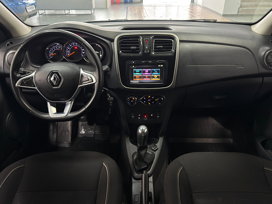 Renault Sandero Stepway Drive, 2019 года, пробег 102000 км
