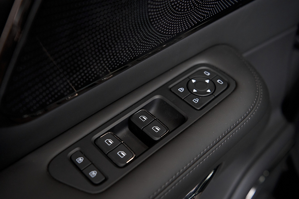 Rox 01 Бизнес Версия / Business Edition, черный