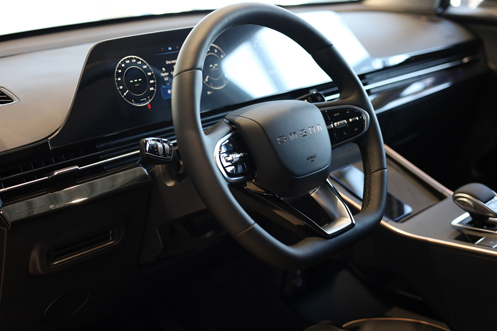 Omoda C5 Актив, черный