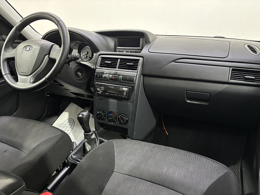 Lada (ВАЗ) Priora, 2014 года, пробег 198037 км