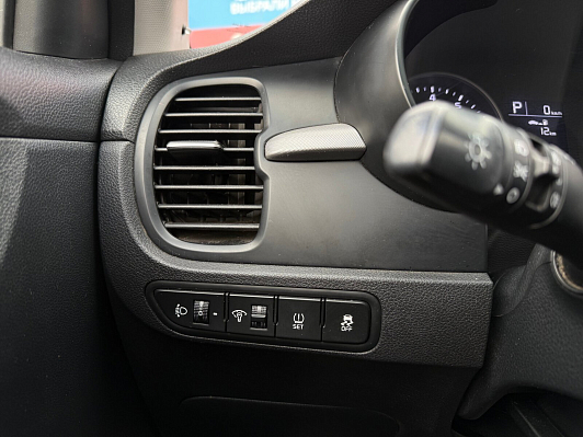Kia Rio Luxe, 2018 года, пробег 130114 км
