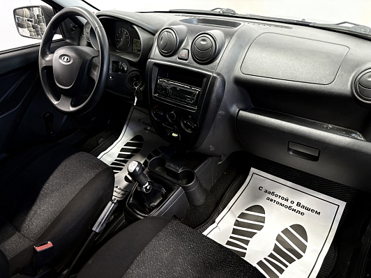 Lada (ВАЗ) Granta, 2014 года, пробег 178000 км