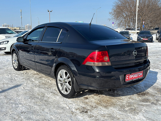 Opel Astra, 2011 года, пробег 190861 км