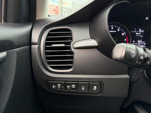 Kia Rio Comfort, 2018 года, пробег 127000 км