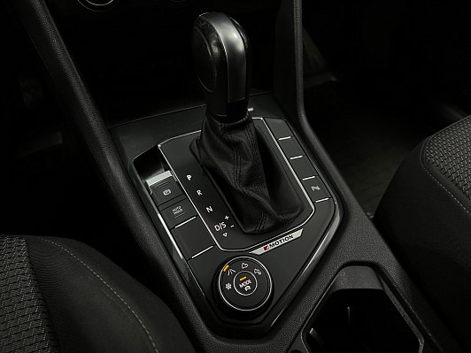 Volkswagen Tiguan Winter Edition, 2020 года, пробег 67678 км