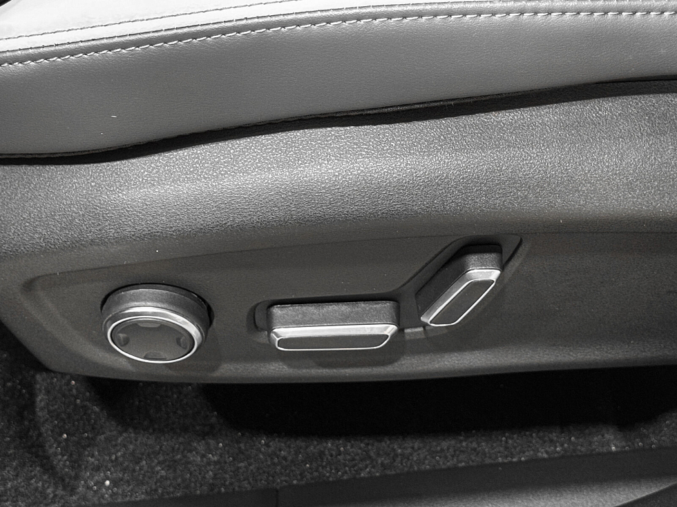 Geely Atlas Люкс, зеленый