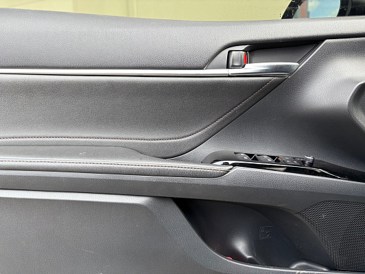 Toyota Camry Элеганс Safety, 2019 года, пробег 141056 км