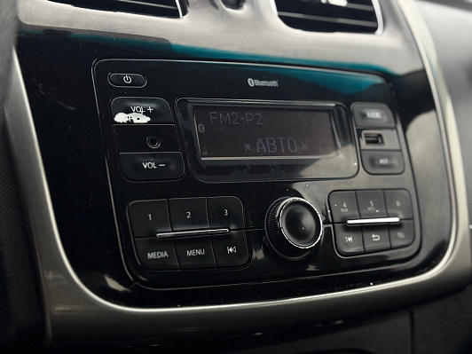 Renault Logan Privilege, 2018 года, пробег 184328 км