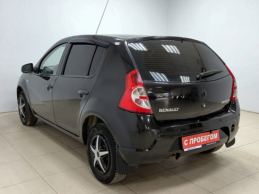 Renault Sandero Authentique, 2012 года, пробег 241245 км