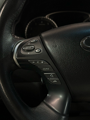 Infiniti QX60 Hi -Tech, 2014 года, пробег 130000 км