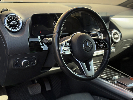 Mercedes-Benz GLA GLA 200 Progressive, 2020 года, пробег 38018 км
