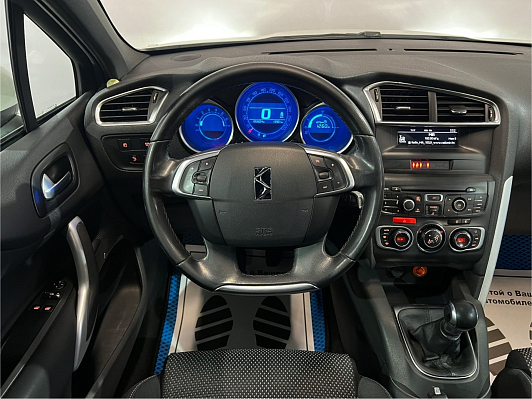 Citroen DS4 Chic, 2013 года, пробег 192000 км