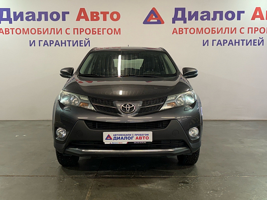 Toyota RAV4, 2015 года, пробег 136920 км