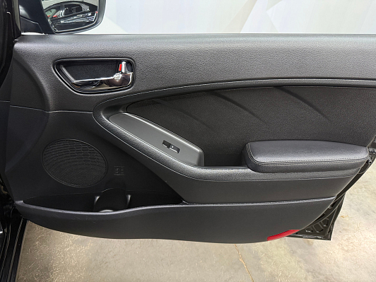 Kia Cerato Luxe, 2017 года, пробег 141853 км