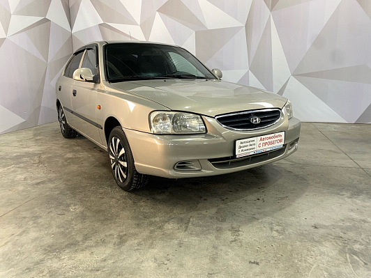 Hyundai Accent, 2011 года, пробег 130000 км