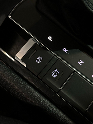 Volkswagen Tiguan Highline, 2018 года, пробег 130094 км