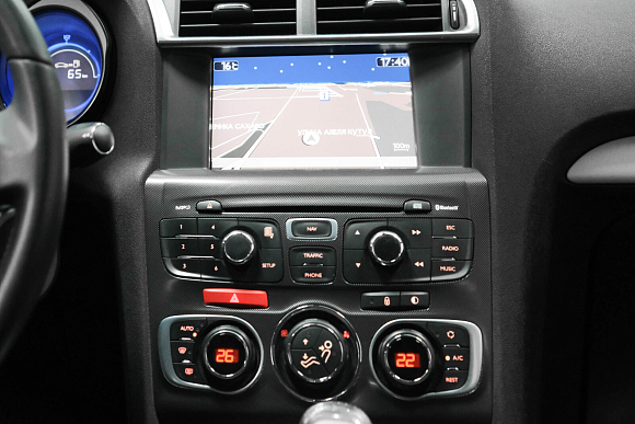 Citroen C4 Exclusive, 2014 года, пробег 118000 км