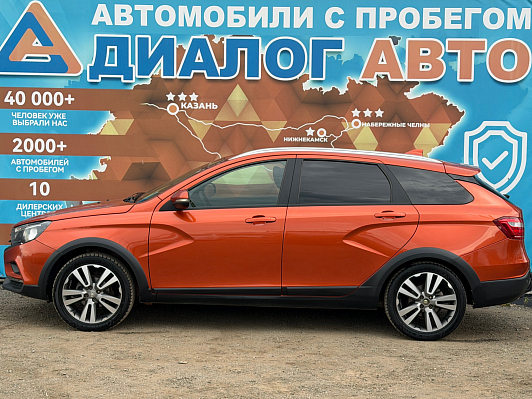 Lada (ВАЗ) Vesta Luxe Prestige (2019-2021), 2018 года, пробег 158500 км