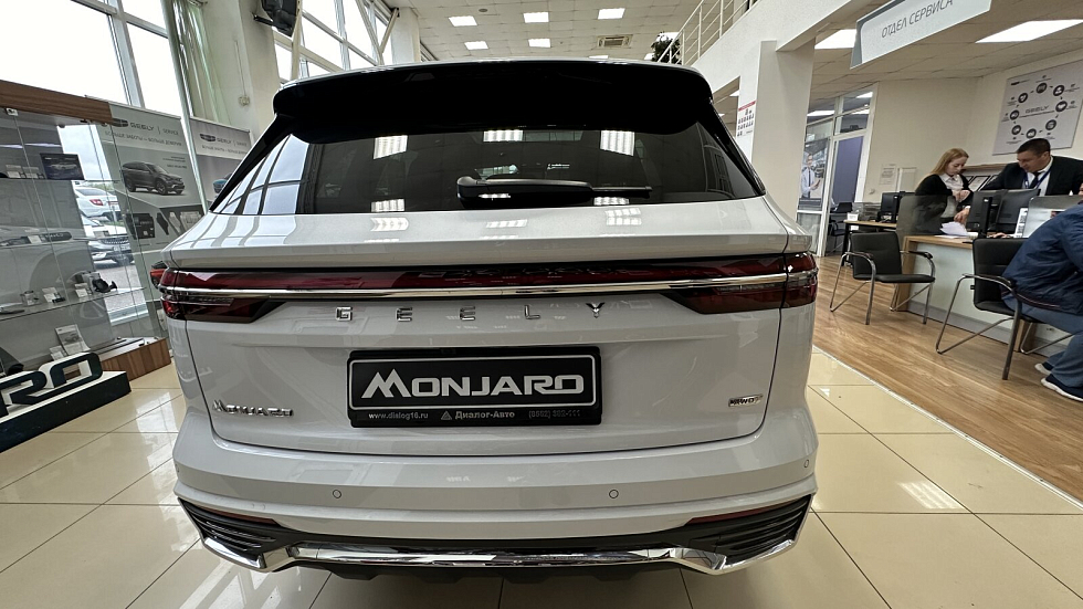 Geely Monjaro , белый