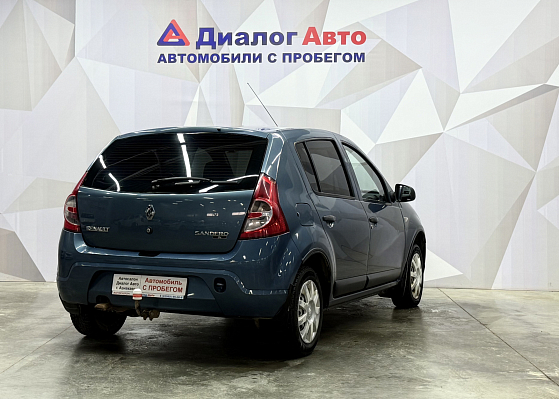 Renault Sandero Authentique, 2012 года, пробег 184439 км