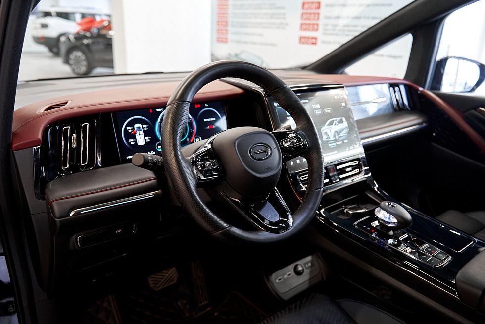 GAC M8 GX Premium, черный