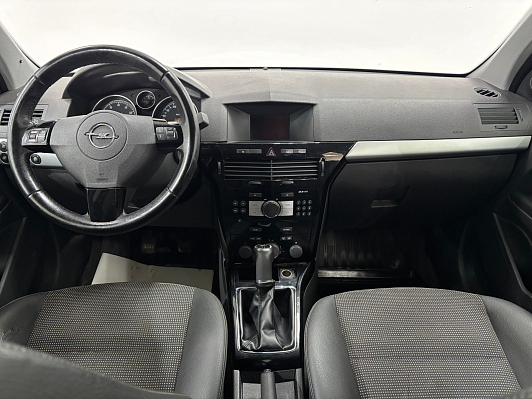 Opel Astra, 2014 года, пробег 182340 км