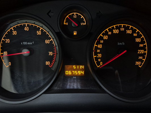 Opel Astra, 2011 года, пробег 67600 км