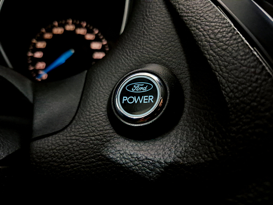Ford Focus Titanium, 2012 года, пробег 264128 км