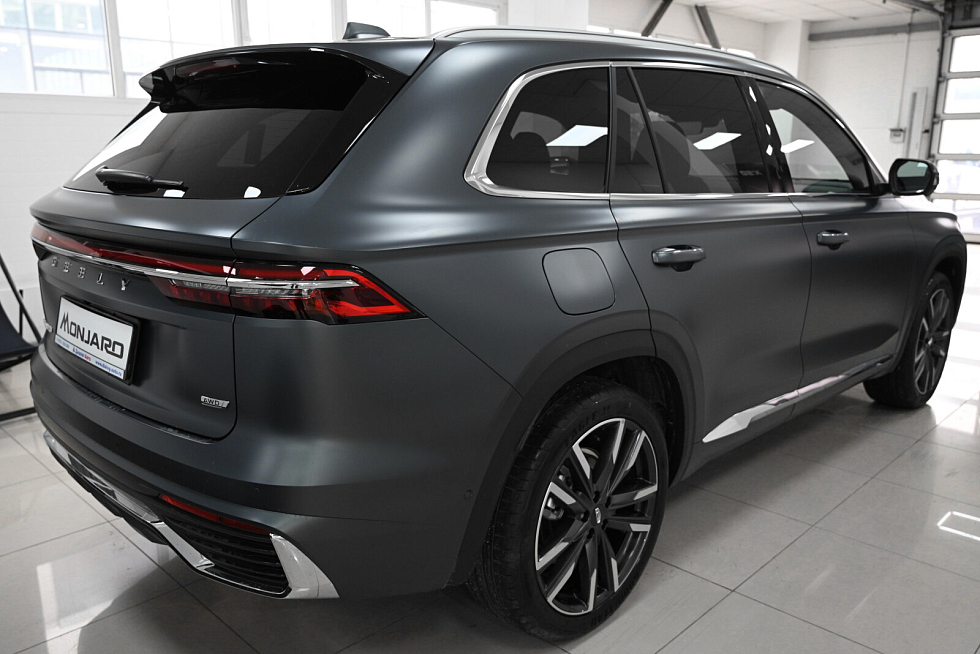 Geely Monjaro Люкс (2023-2025), серый