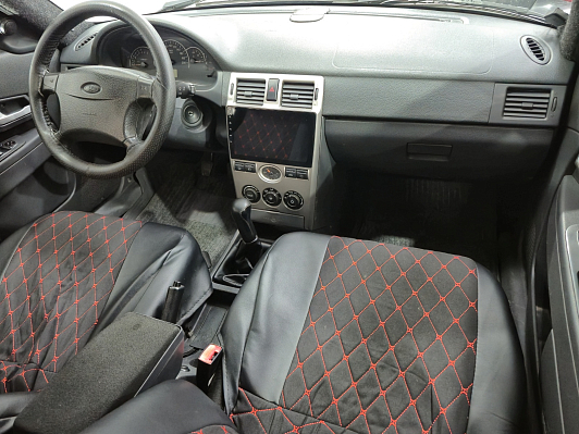 Lada (ВАЗ) Priora Люкс, 2012 года, пробег 202681 км
