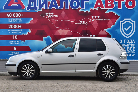 Volkswagen Golf, 2000 года, пробег 236000 км