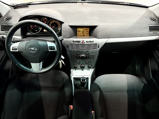 Opel Astra Enjoy, 2011 года, пробег 159000 км