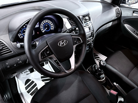 Hyundai Solaris Elegance, 2015 года, пробег 202000 км