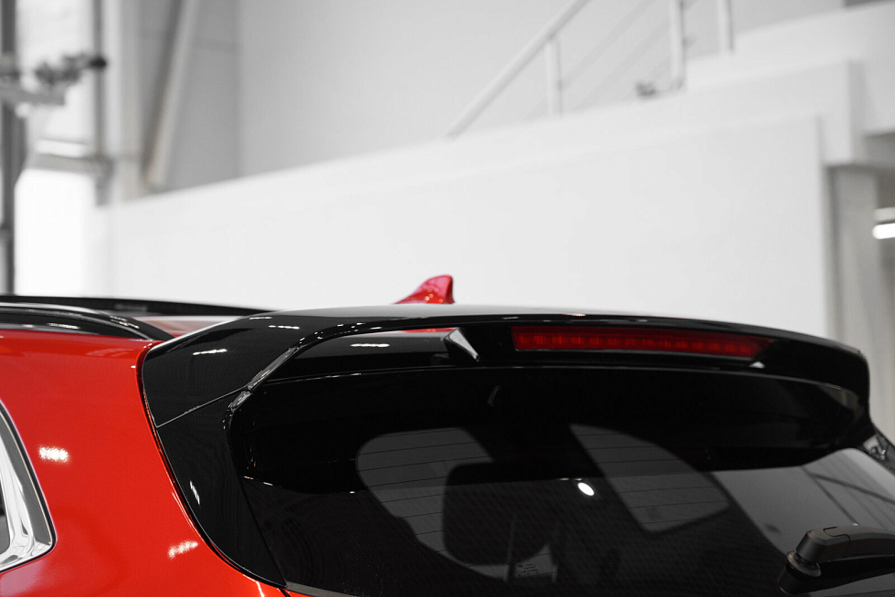 Haval Jolion Tech+, красный