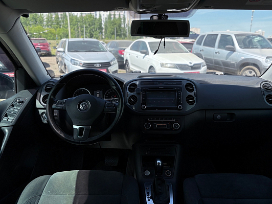 Volkswagen Tiguan Adventure, 2012 года, пробег 247062 км