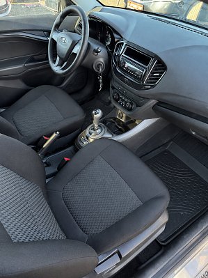 Lada (ВАЗ) Vesta 50 Anniversary, 2019 года, пробег 96750 км